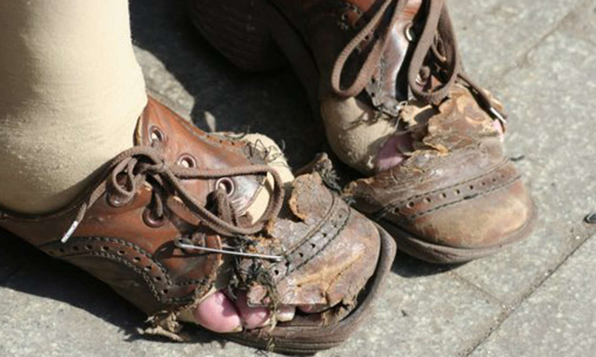 Обувь для бездомного