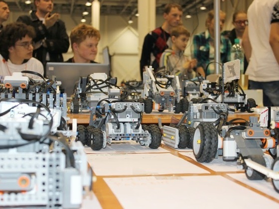 Фестиваль робототехники Engeneration 2015.