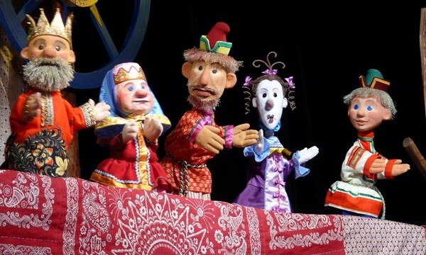 Подарим кукольный театр маленьким жителям города Реж!